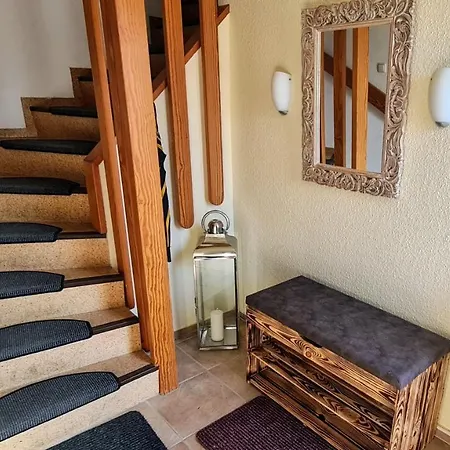 Apartment Kiekut 1 *